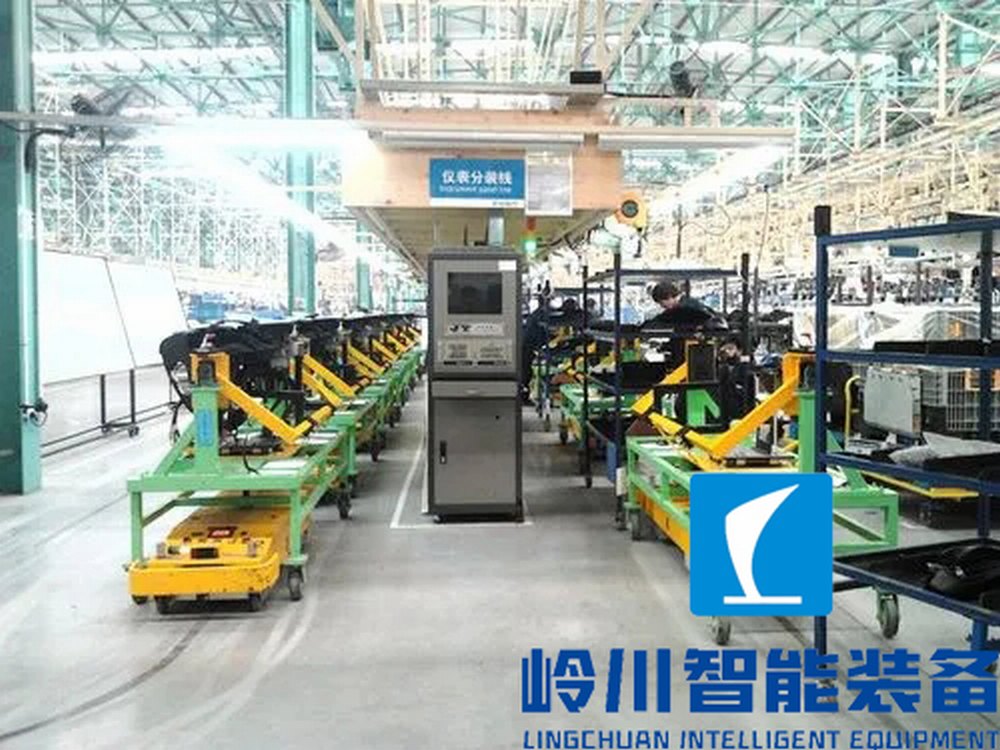 1669178481345153.jpg 汽车仪表台3.webp.jpg